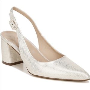 27 Edit Meera Slingback Pump